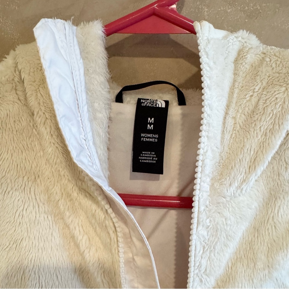 The North Face Osito Long Sleeve Hooded Parka Jacket - Picture 4 of 6